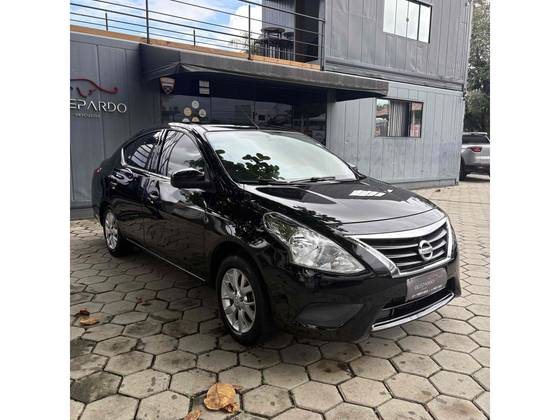 NISSAN VERSA 1.6 16V FLEXSTART SV 4P XTRONIC NISSAN VERSA 1.6 16V FLEXSTART SV 4P XTRONIC